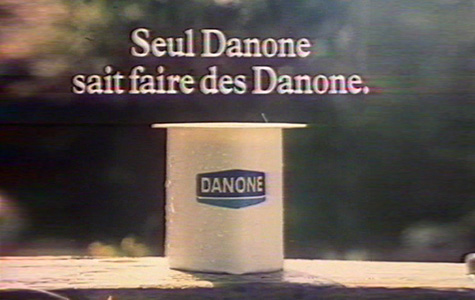 Campagne publicitaire pour Danone: « Seul Danone sait faire des Danone » Campagne publicitaire pour Danone: « Seul Danone sait faire des Danone »